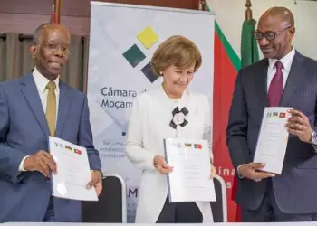 Adriano Maleiane, Teresa Ribeiro, Mateus Magala who signed Memorandum of Understanding (MOU) for the implementation of the Lusophone Compact. The Lusophone Compact provides risk mitigation, investment products and technical assistance to accelerate private sector development in Mozambique. www.exchange.co.tz