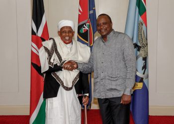Kenya’s President Uhuru Kenyatta has underscored the need for East African Community member states and the wider region to nurture peace and unity, saying colonial boundaries should not divide people.