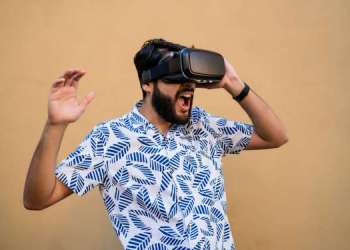 African tourism turns to tech to survive