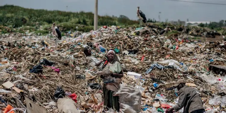 The Dandora dumpsite in Nairobi, Kenya. Manufacturers in Kenya have embraced PRO even as the US is bulldozing Kenya to rescind the plastic ban. www.theexchange.africa