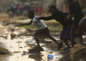 Children playing in an area with raw sewage in Zimbabwe. The Sanitation and Wastewater Atlas of Africa aims to help policymakers accelerate change and investment in the sector. www.theexchange.africa
