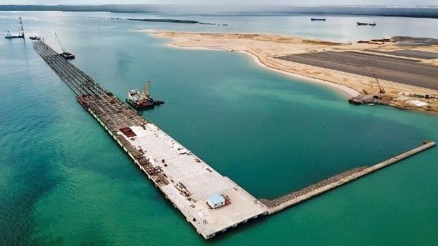 Lamu Port in Kenya. Reports of China angling to seize strategic national assets if loan obligations are defaulted are being denied. www.theexchange.africa