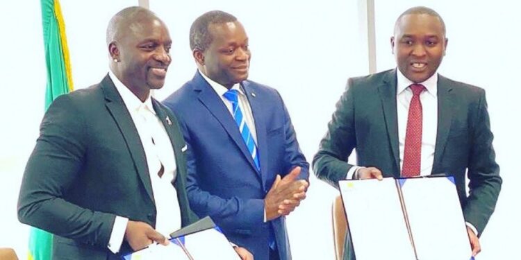 Akon (left) launches a cryptocurrency based City in Senegal. www.theexchange.africa