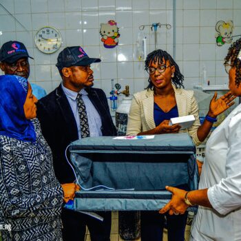 Africa's best innovators snap top engineering prize 9 Crib A’Glow saves children with neonatal jaundice. www.theexchange.africa