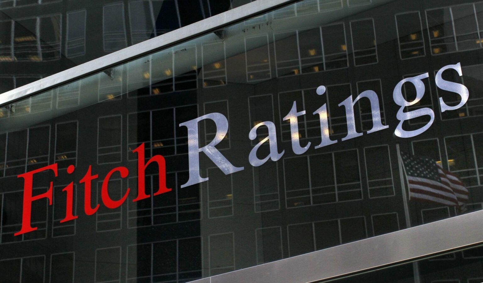 Fitch warns that rising government debt levels and international interest rates heighten the risk of credit rating downgrades in at least 10 African countries, Kenya included. www.theexchange.africa