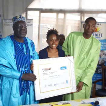 Juvenile Ngum awarded for inventing ecological ovens in Cameroon. www.theexchange.africa