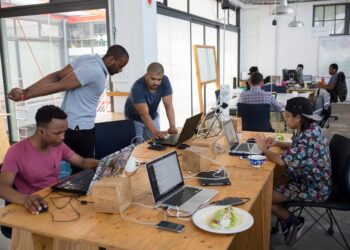 Many African startups continue to raise capital/ GETTY IMAGES