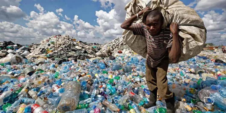 Plastic pollution is a big challenge for Africa. 14 resolutions were adopted at the 5th UN Environment Assembly in Nairobi in March 2022. www.theexchange.africa