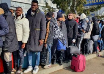 Africans fleeing the Russian-Ukraine war. France has created a new initiative to help African students fleeing Ukraine to enable them study in a French university. www.theexchange.africa