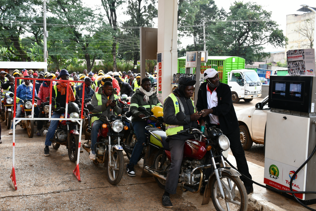 Fuel shortage in Kericho. The most affected are Kenya's poor struggling to keep pace with the rising cost of living even as politicians continue on their campaign trail. www.theexchange.africa