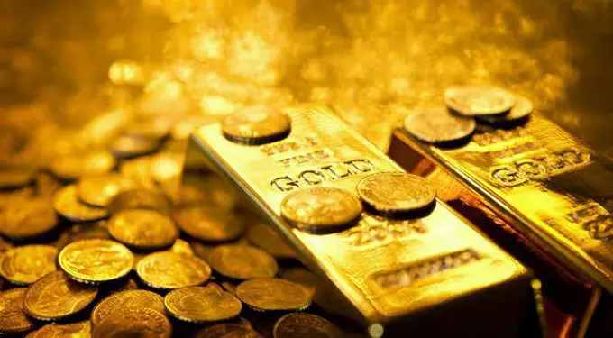 Mosi-oa-Tunya gold coins are expected to help defeat the black market (Photo/ The Herald)