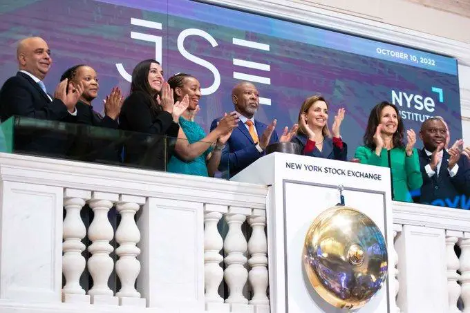 Remarks by Governor Kganyago Lesetja at the Johannesburg Stock Exchange (JSE) and New York Stock Exchange (NYSE) market close event. JSE/NYSE signed an MOU to foster ties & increase economic partnerships & trade opportunities. www.theexchange.africa