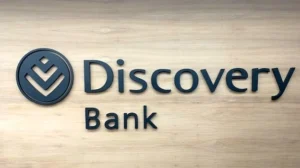 Discovery Bank offer its customers a multicurrency foreign exchange account, a platform to buy and trade shares, and discounts on their travels, highlighting its focus on attracting more business people. www.theexchange.africa