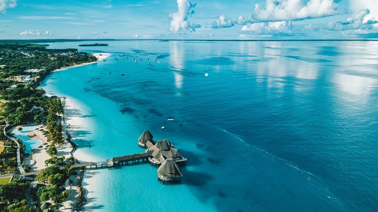 To promote its blue economy, Zanzibar recently started leasing out small islets surrounding the main archipelago and has already pocketed US$15 million in advance leasing fees for some ten islets. Photo/andBeyond